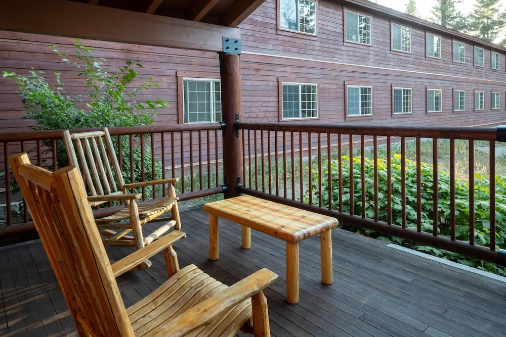 John Muir Lodge gallery photo in Hume, CA — image 32