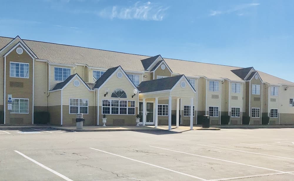 Microtel Inn & Suites by Wyndham Tuscaloosa East featured exterior or lobby in Cottondale, AL — similar hotel