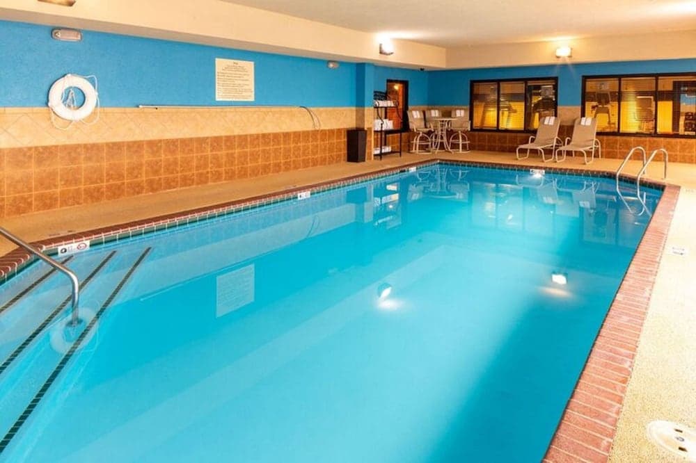 Hampton Inn Waterloo Cedar Valley gallery photo in Waterloo, IA — image 19