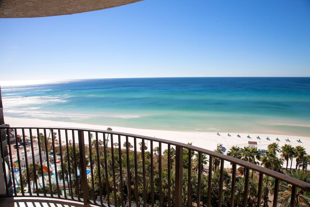Holiday Inn Resort Panama City Beach by IHG gallery photo in Panama City Beach, FL — image 72