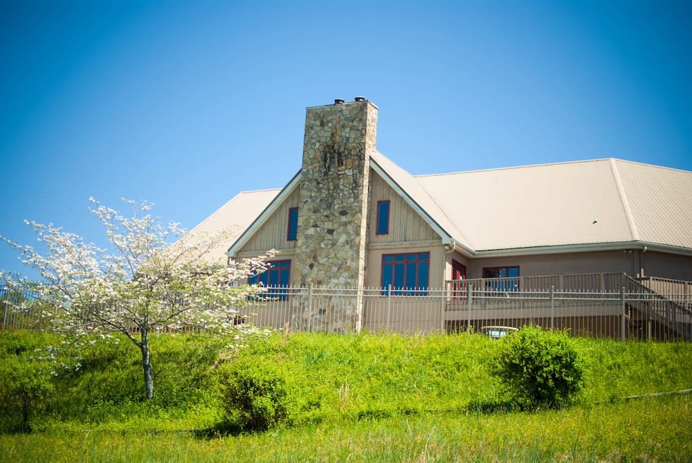 Country Hideaway at Mountain Lakes featured exterior or lobby in Cleveland, GA — similar hotel