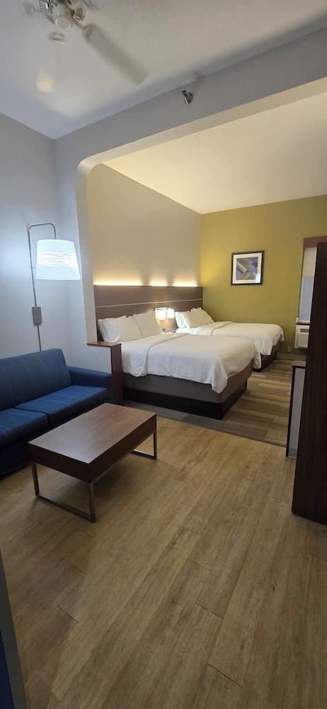 Daytona Speedway Hotel property views in Daytona Beach, FL — gallery photo 3