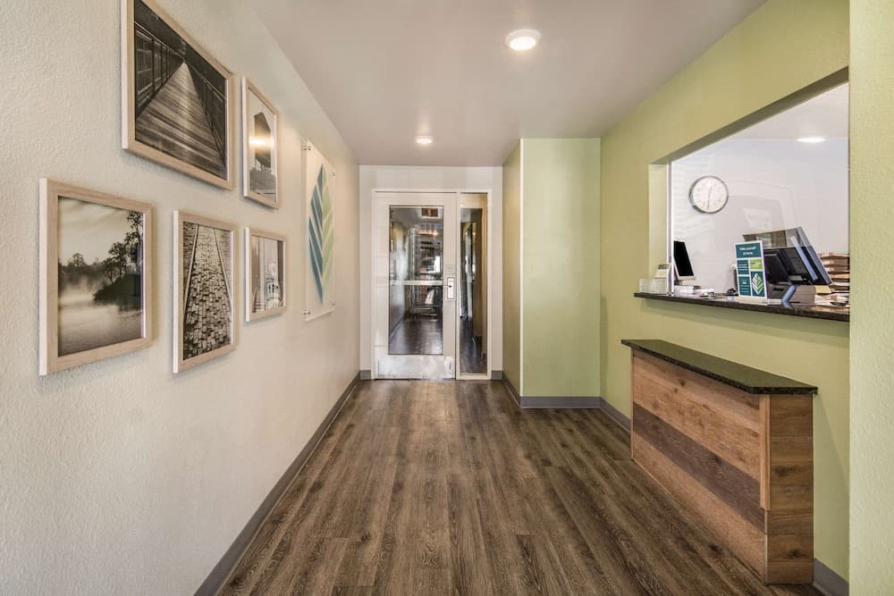 WoodSpring Suites Denton gallery photo in Denton, TX — image 45
