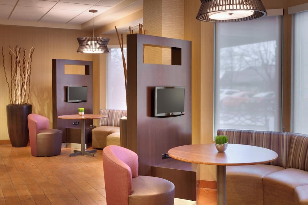 Courtyard by Marriott Sandy gallery photo in Sandy, UT — image 14