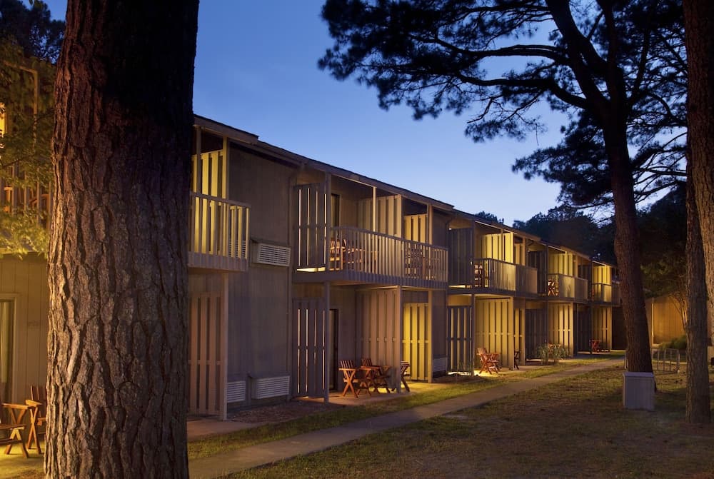 Refuge Inn featured exterior or lobby in Chincoteague, VA — similar hotel