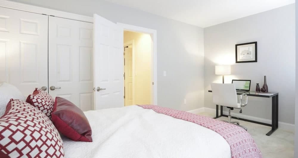 Luxury Furnished Apartments by Hyatus Downtown at Yale gallery photo in New Haven, CT — image 91