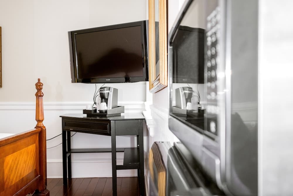 Hotel 340 gallery photo in St. Paul, MN — image 69
