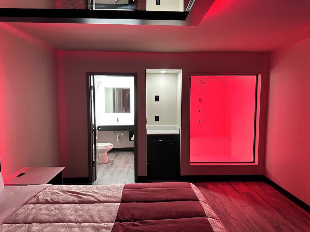 Imperial Suites gallery photo in Dearborn, MI — image 17