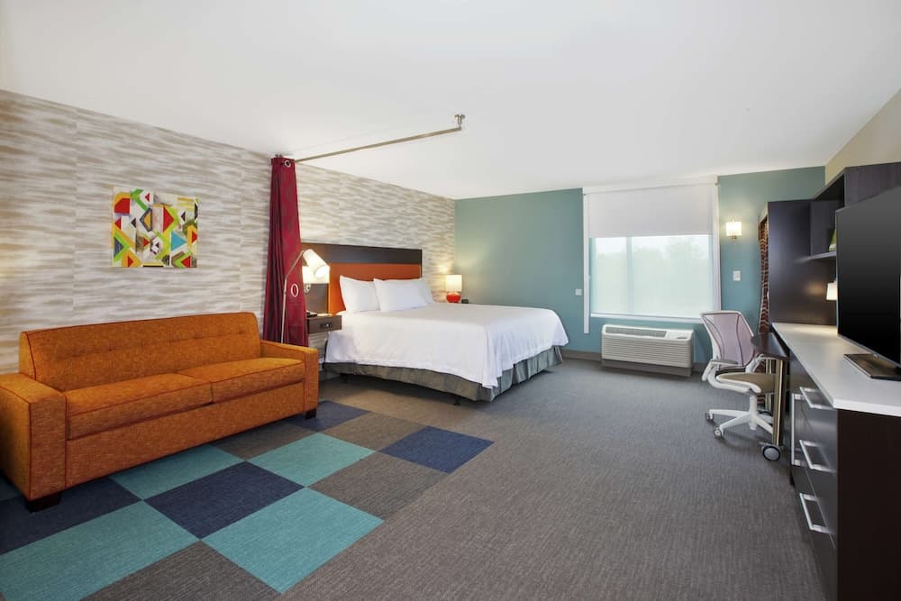 Home2 Suites By Hilton West Bloomfield Detroit property views in West Bloomfield — gallery photo 3