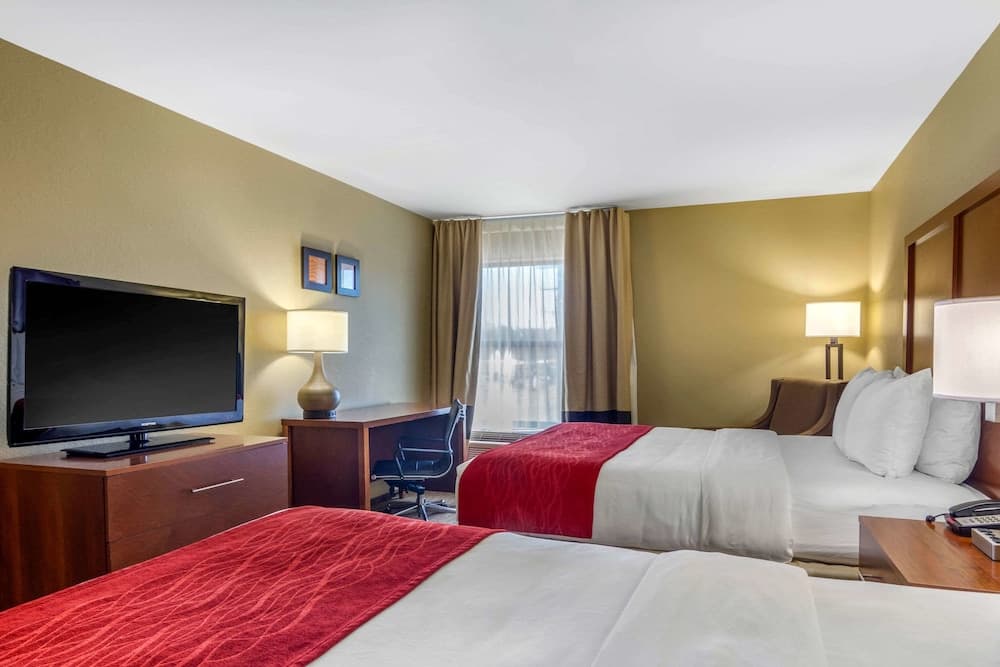 Comfort Inn & Suites LaGrange East gallery photo in LaGrange, GA — image 16