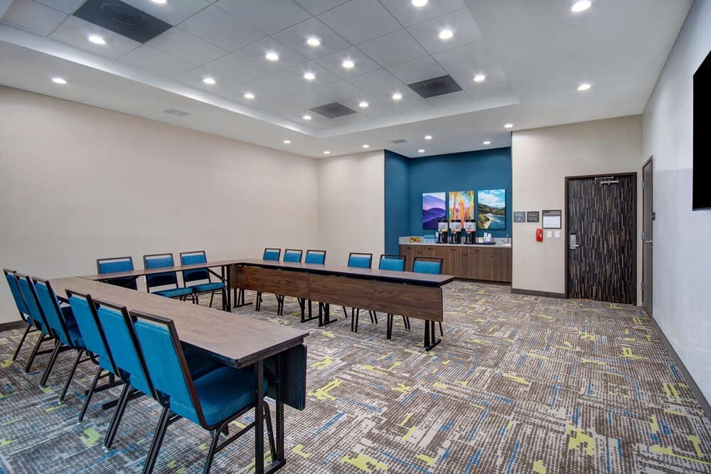 Hampton Inn & Suites Ontario Rancho Cucamonga gallery photo in Rancho Cucamonga, CA — image 25