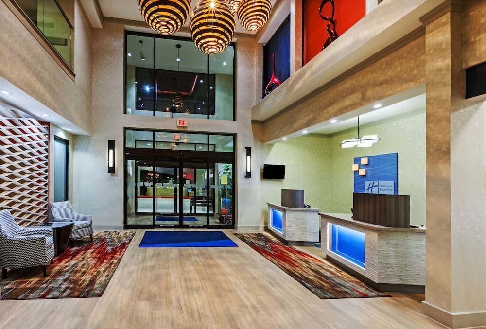 Holiday Inn Express & Suites Houston East, by IHG property views in Houston, TX — gallery photo 3
