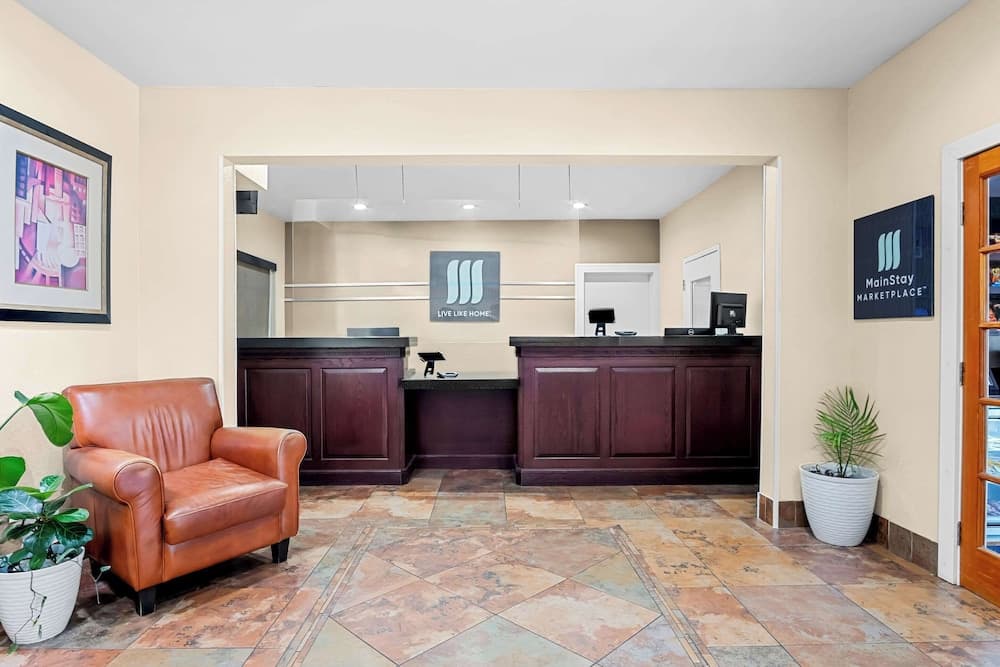MainStay Suites Addison-Dallas property views in Addison, TX — gallery photo 3
