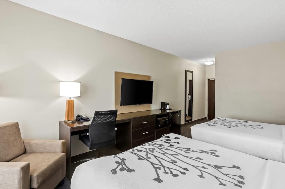 Sleep Inn & Suites Dripping Springs - Austin Area gallery photo in Dripping Springs, TX — image 65