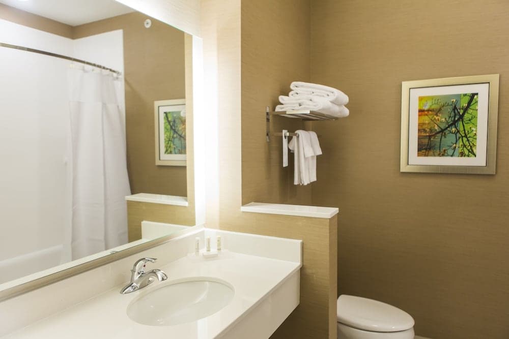 Fairfield Inn & Suites Cambridge gallery photo in Cambridge, OH — image 24