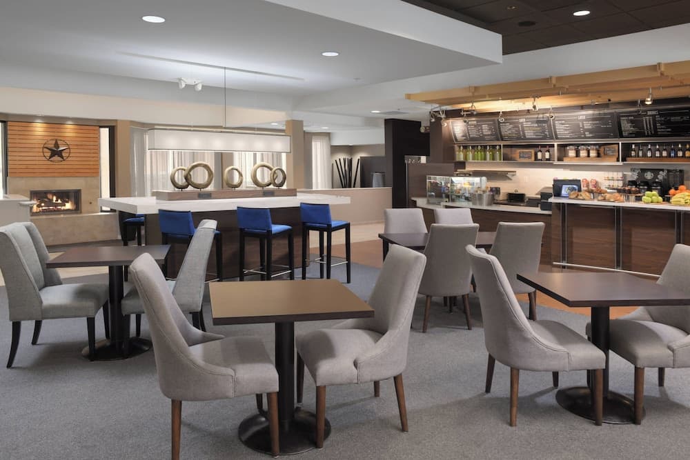 Courtyard by Marriott San Antonio Downtown/Market Square interior in San Antonio, TX — gallery photo 2