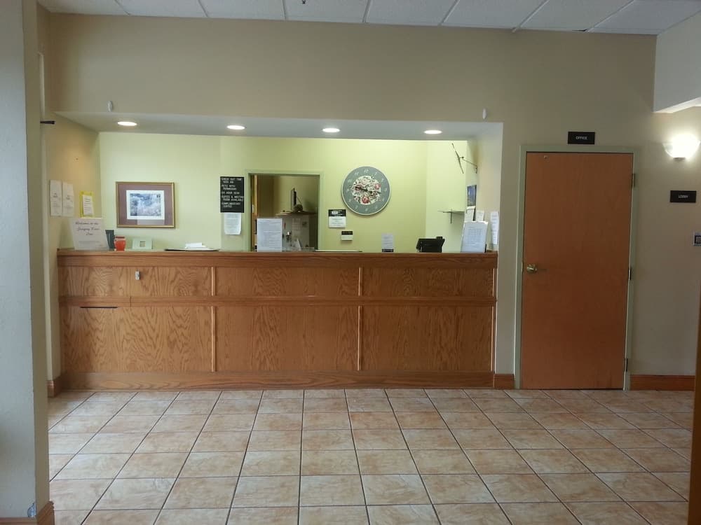 Super 8 by Wyndham Pascagoula property views in Pascagoula, MS — gallery photo 3
