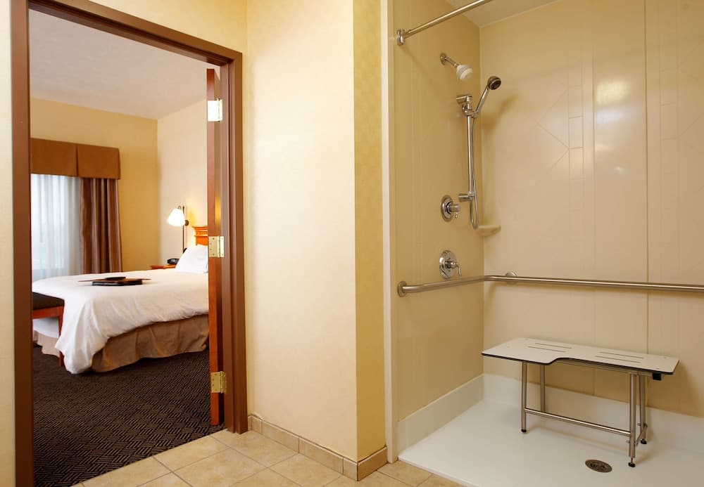 Hampton Inn Waterloo Cedar Valley gallery photo in Waterloo, IA — image 20