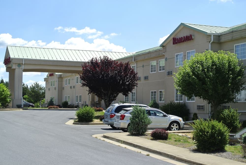 Ramada by Wyndham Strasburg/Shenandoah Valley gallery photo in Strasburg, VA — image 9