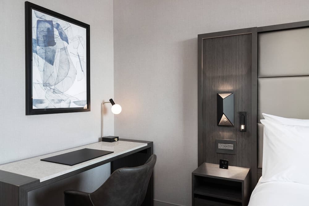 AC Hotel by Marriott Portsmouth gallery photo in Portsmouth, NH — image 73