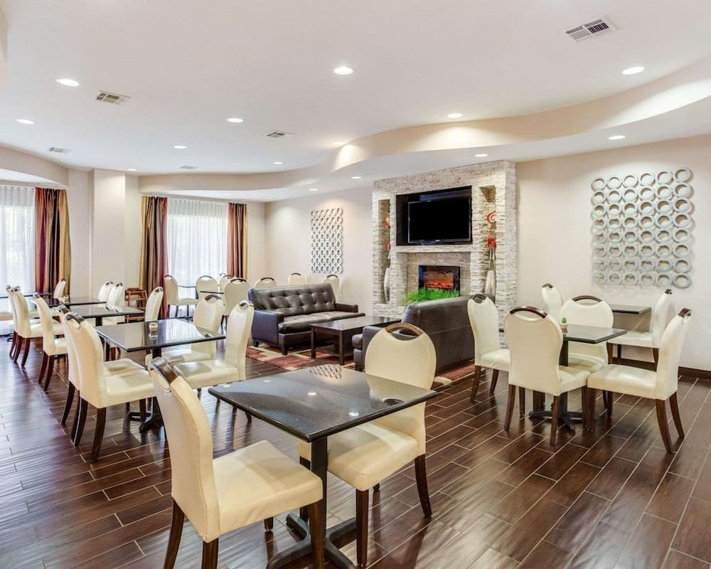 Comfort Suites Mandeville - Covington gallery photo in Mandeville, LA — image 24