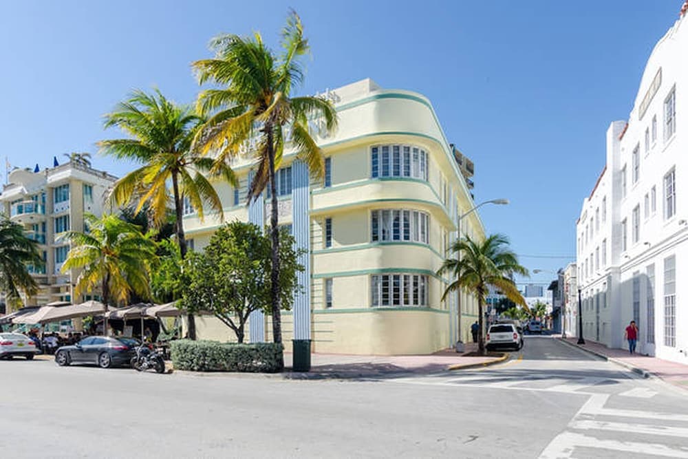 Private Condos at 556 Ocean by LMC featured exterior or lobby in Miami Beach, FL — similar hotel