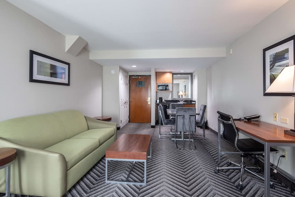 Best Western Inn & Suites San Mateo - San Francisco Airport gallery photo in San Mateo, CA — image 40