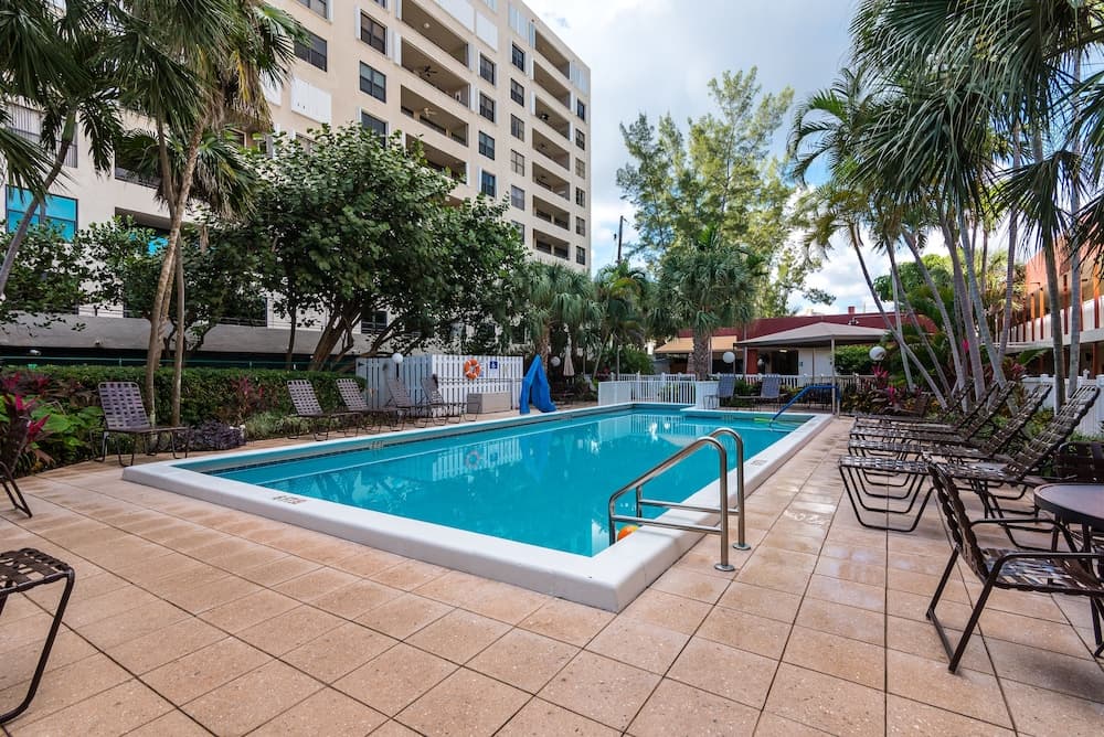 La Costa Beach Club gallery photo in Pompano Beach, FL — image 11