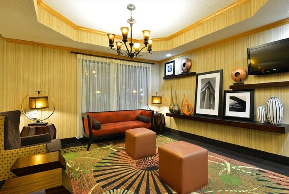 Hampton Inn Sturgis-Lagrange Area gallery photo in Sturgis, MI — image 22