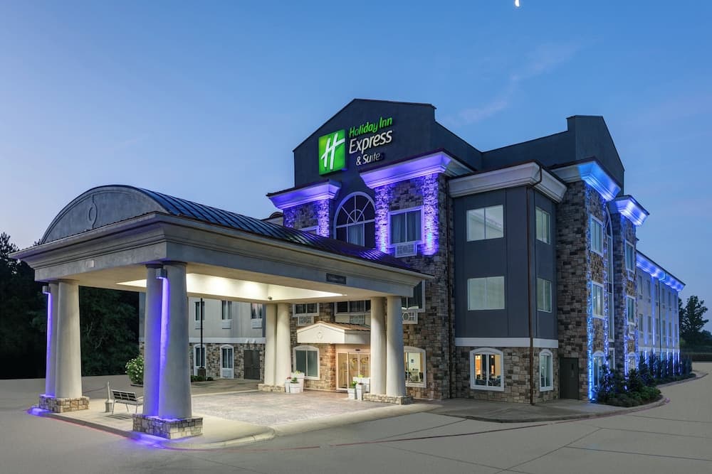 Holiday Inn Express & Suites Marshall by IHG featured exterior or lobby in Marshall, TX — similar hotel