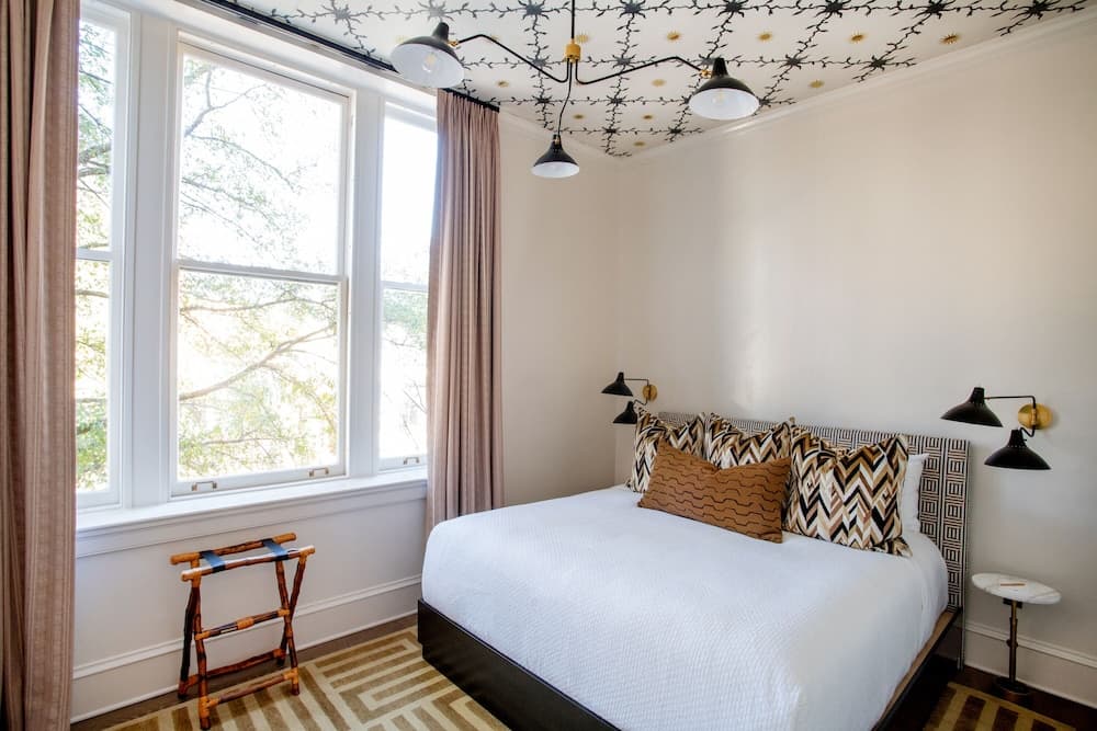 The Bell Athens by Kasa Living gallery photo in Athens, GA — image 49