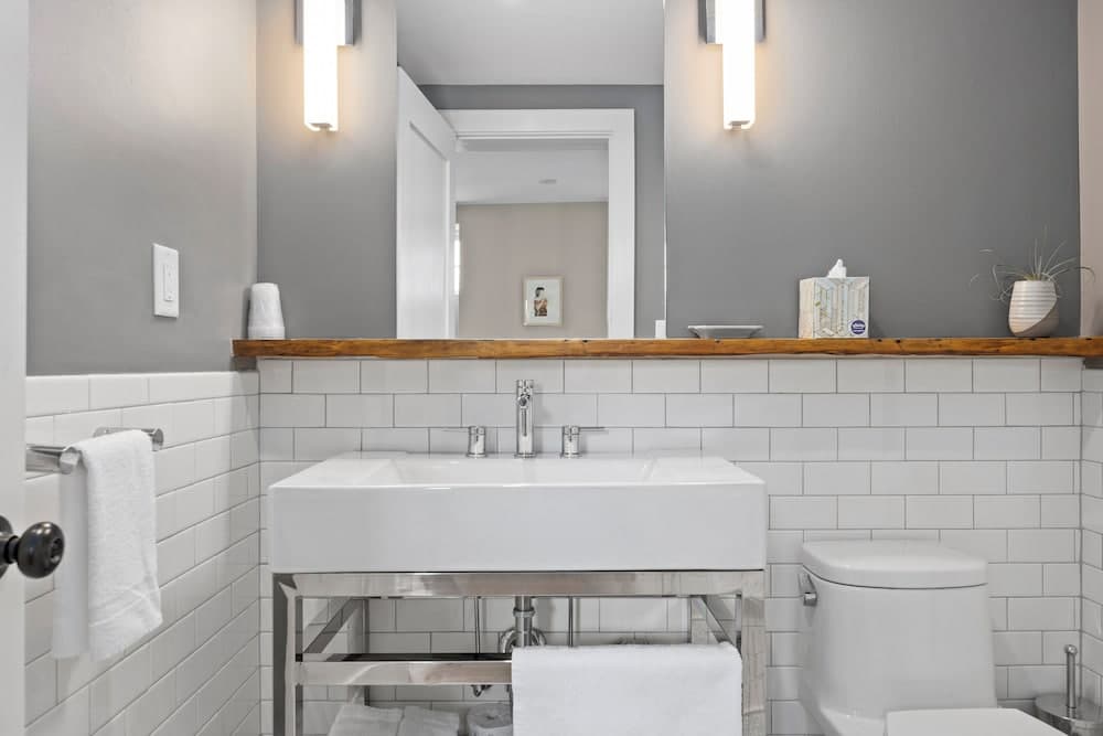 Howard Hotel gallery photo in Hudson, NY — image 16