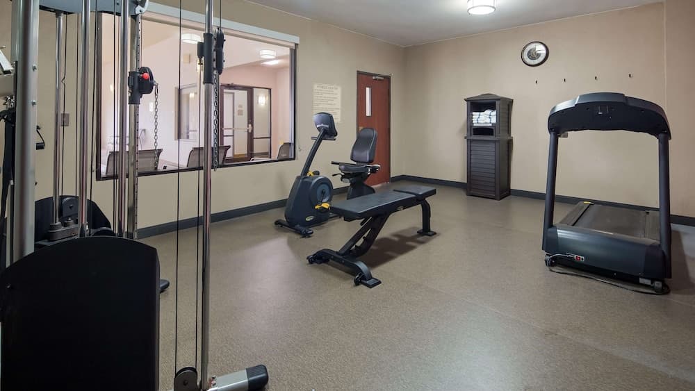 Best Western Granbury Inn & Suites property views in Granbury, TX — gallery photo 3