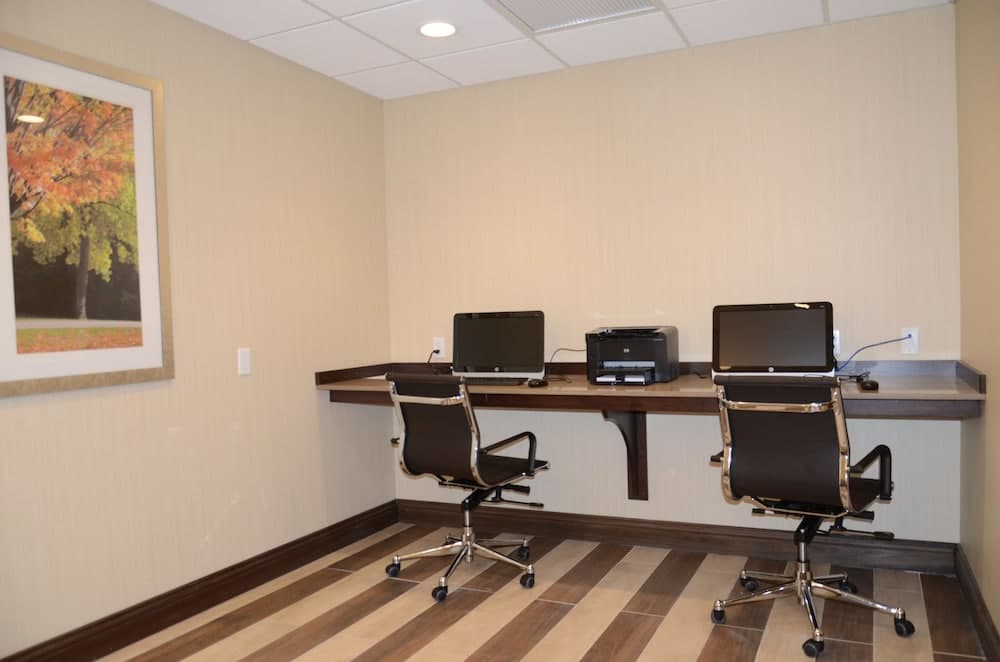 Holiday Inn Express Cheektowaga North East by IHG gallery photo in Buffalo, NY — image 50