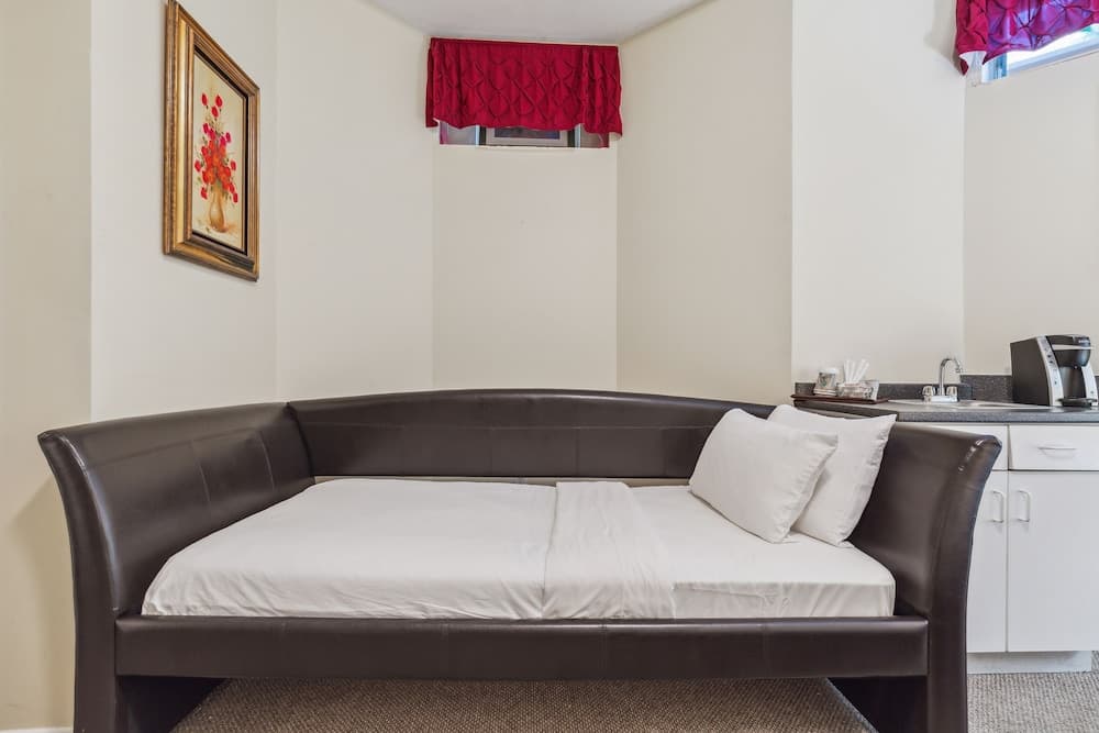 The Columbia Inn at Peralynna Manor gallery photo in Columbia, MD — image 120