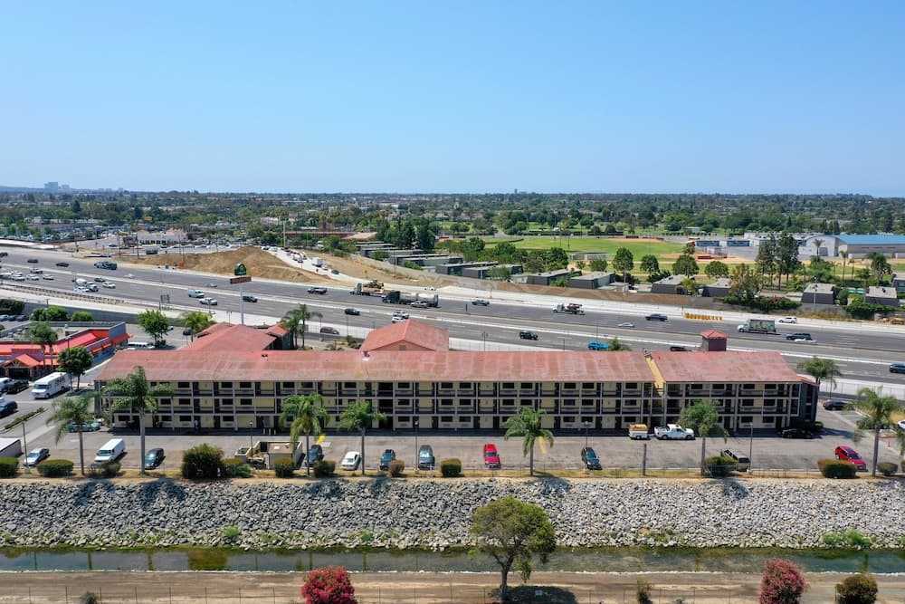 La Quinta Inn by Wyndham Costa Mesa / Newport Beach gallery photo in Costa Mesa, CA — image 17