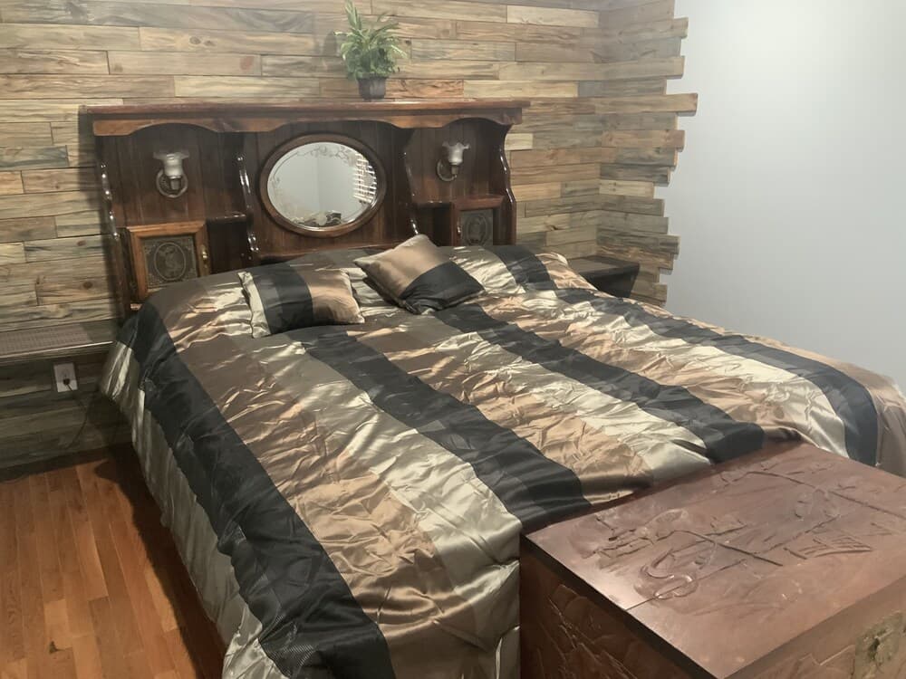 Cedar house property views in Rockaway Beach, MO — gallery photo 3