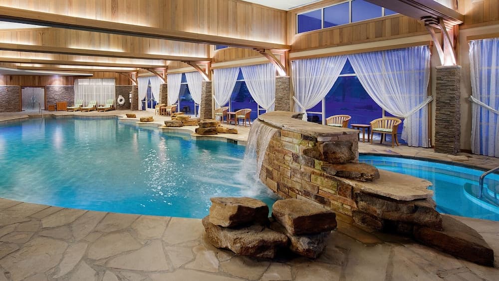 The Lodge at Turning Stone Resort Casino property views in Verona — gallery photo 3