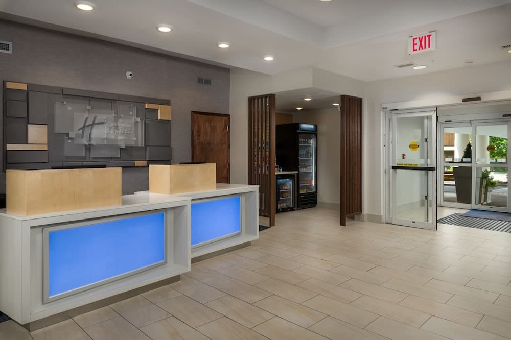 Holiday Inn Express Hotel & Suites Independence-Kansas City by IHG gallery photo in Independence, MO — image 14