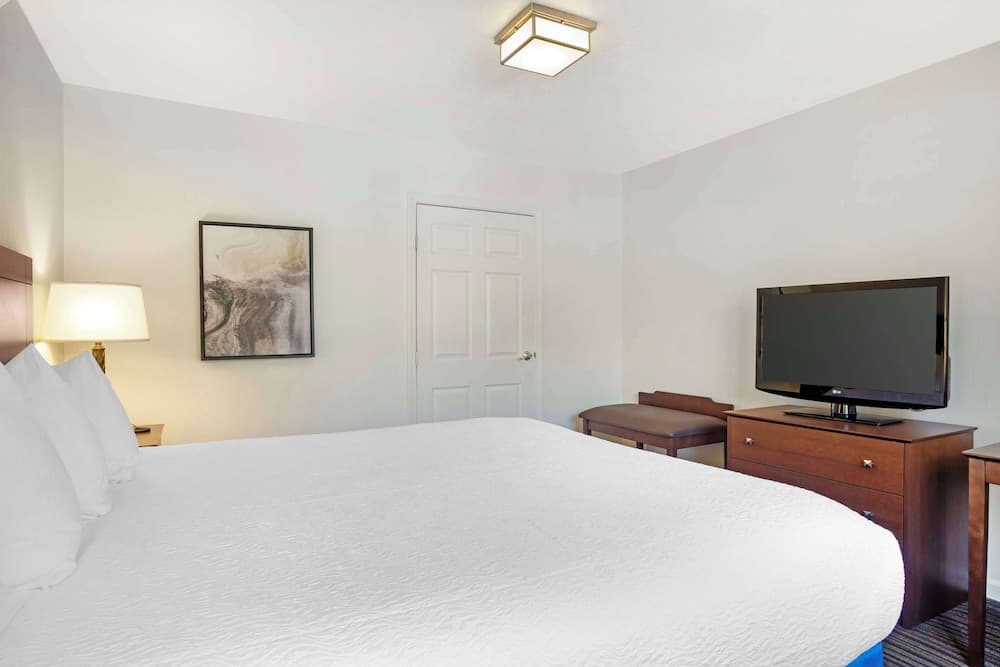 Best Western Clovis Cole gallery photo in Clovis, CA — image 39
