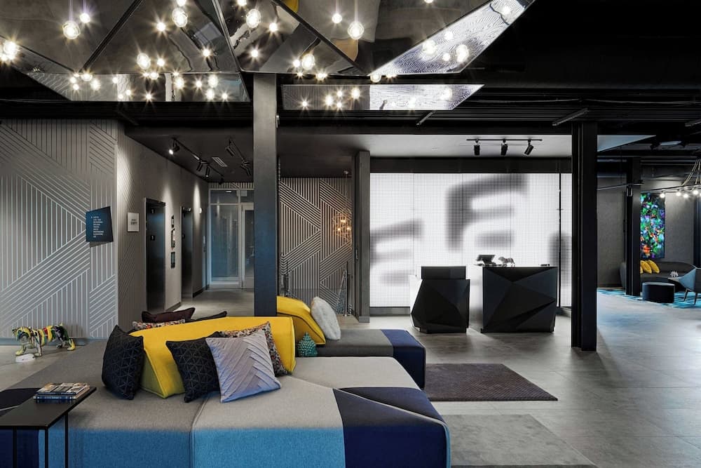 Aloft Columbus University District interior in Columbus, OH — gallery photo 2