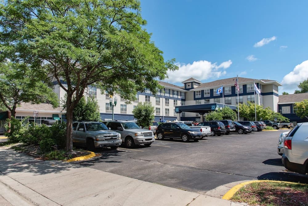 TownSquare Place — hotel in Chaska, Minnesota