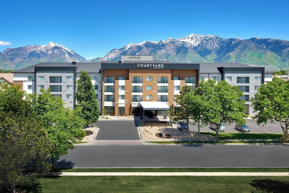 Courtyard by Marriott Sandy gallery photo in Sandy, UT — image 7