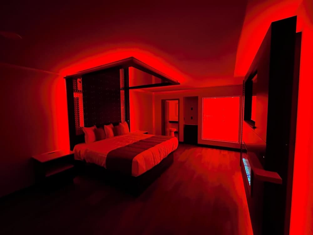 Imperial Suites gallery photo in Dearborn, MI — image 35