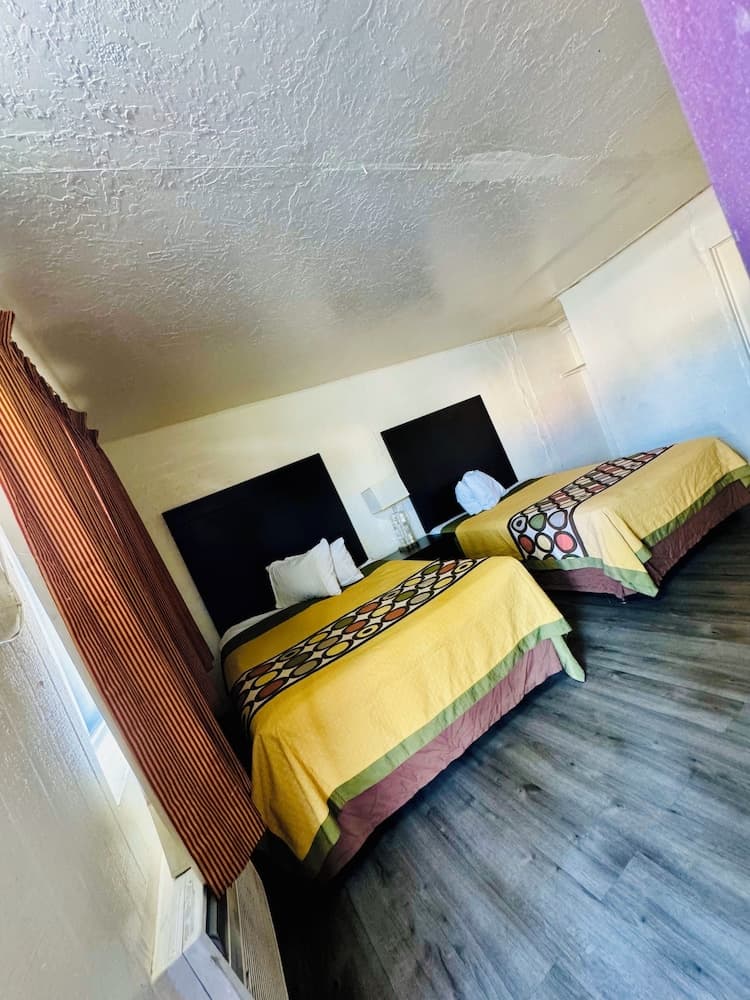 Border Motel property views in Calexico, CA — gallery photo 3