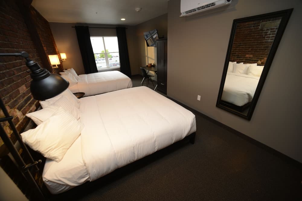 Hotel Kilbourne Downtown Sandusky gallery photo in Sandusky, OH — image 11