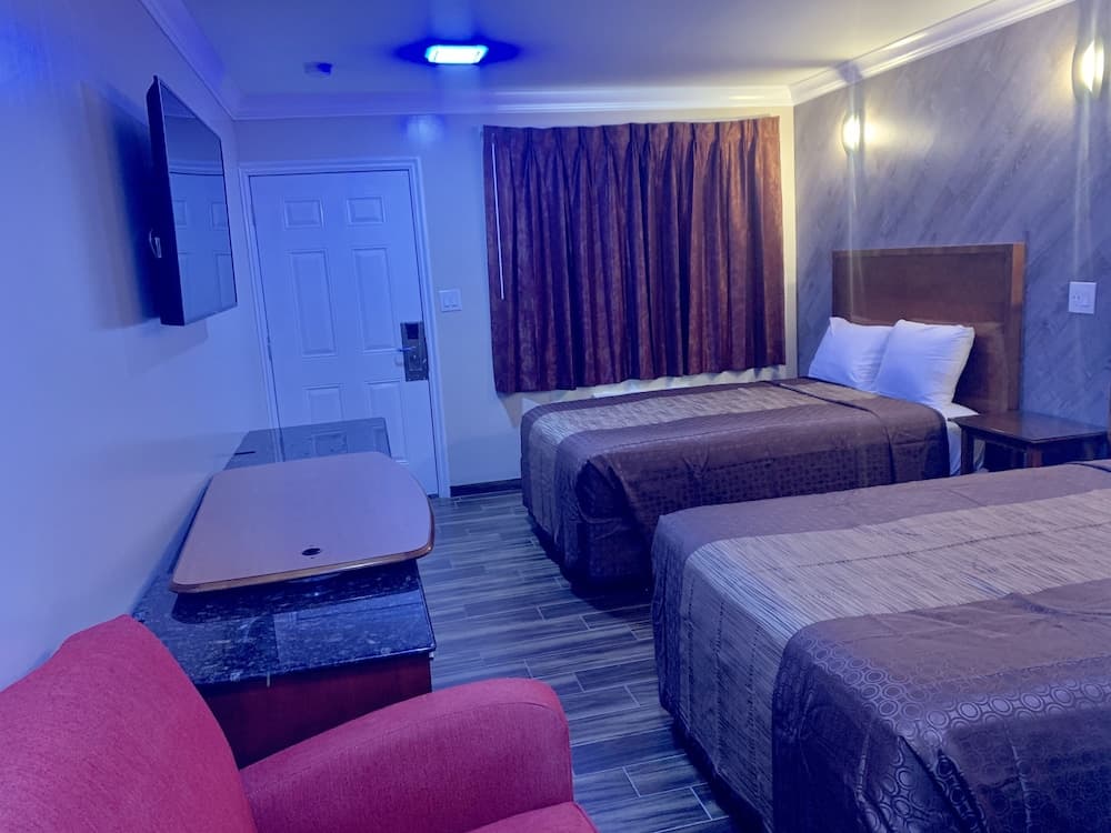 Mesa Motel gallery photo in Costa Mesa, CA — image 35