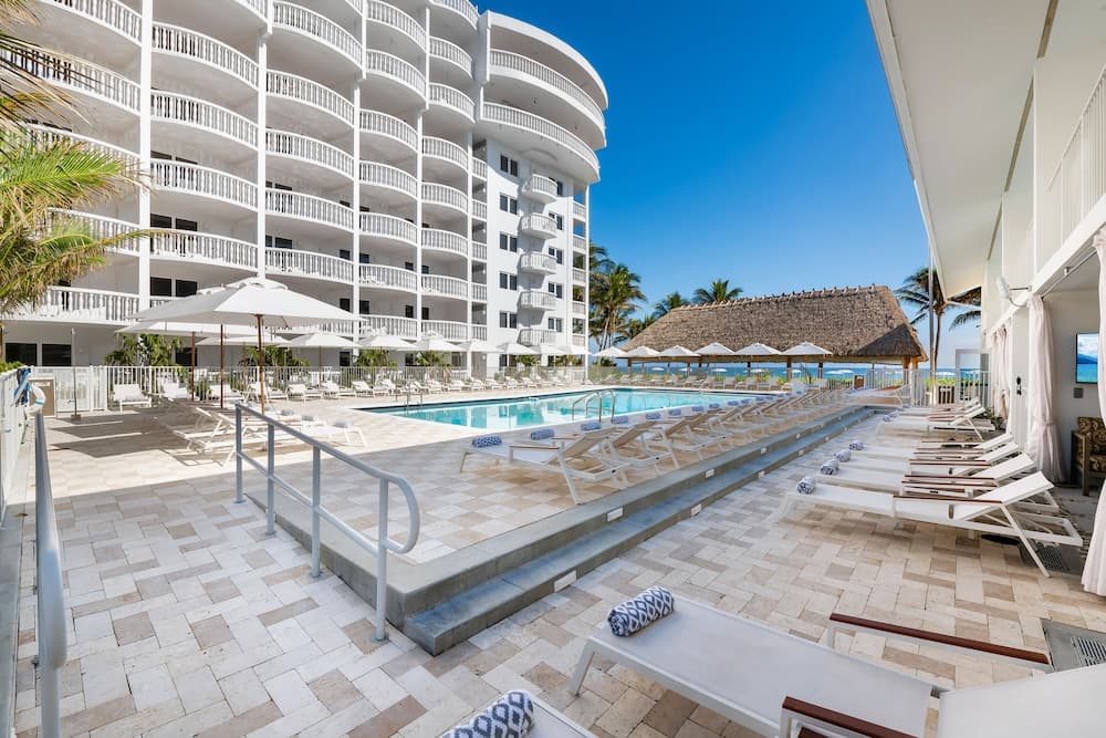 Beachcomber Resort & Club property views in Pompano Beach, FL — gallery photo 3