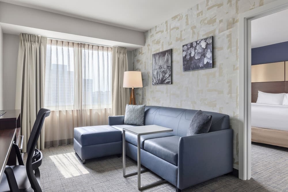 Residence Inn New York The Bronx At Metro Center Atrium gallery photo in Bronx, NY — image 4