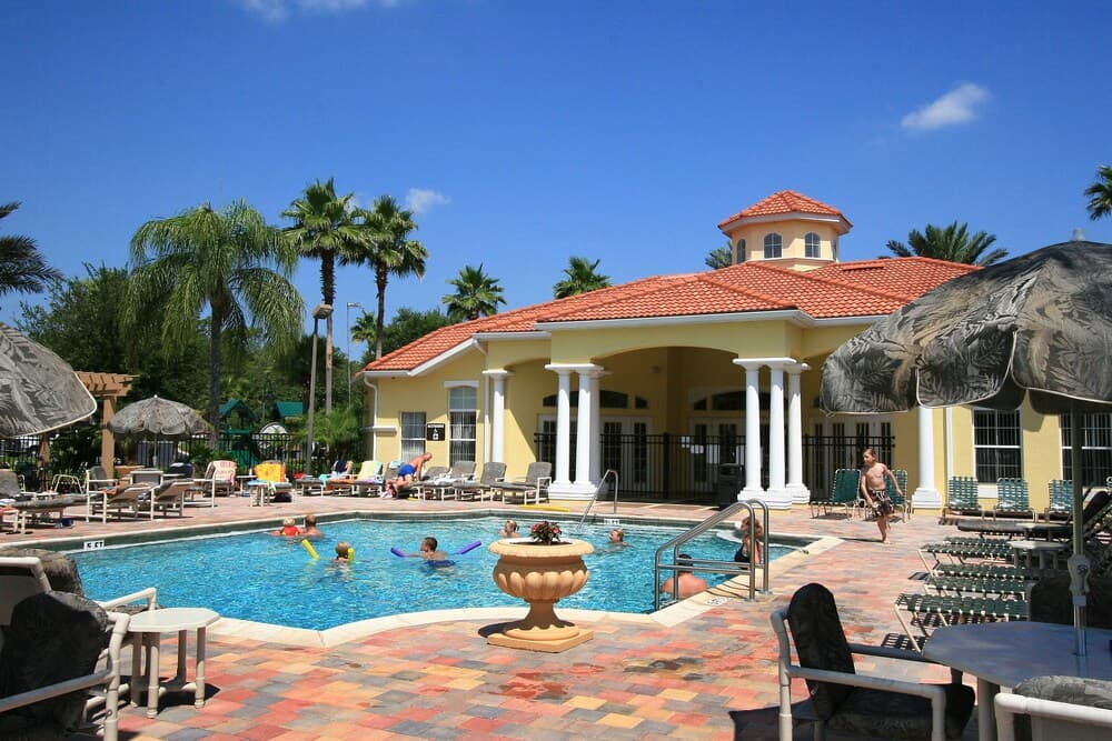 Waterside Villa by VillaDirect property views in Kissimmee, FL — gallery photo 3